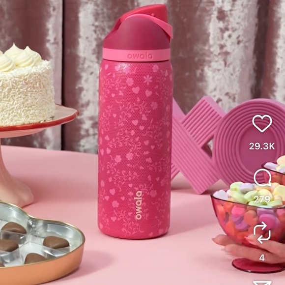 owala Other - Owala 32 oz love letter xoxo Bright Pink FreeSip stainless steel Water Bottle